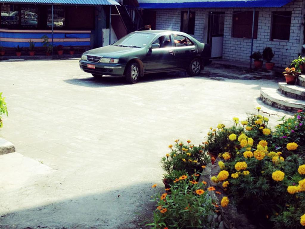 Trekkers Lodge Pokhara Exterior photo