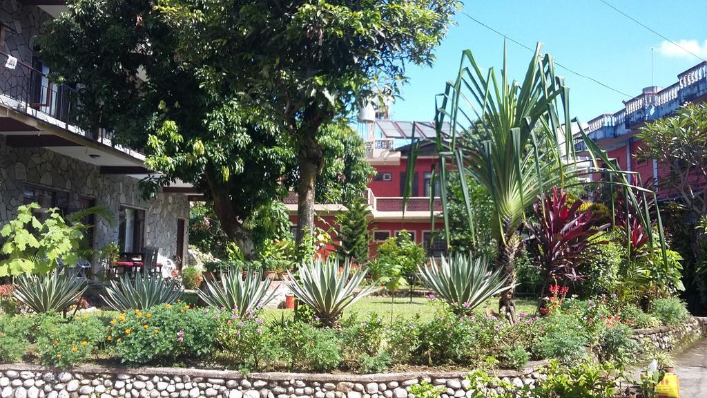 Trekkers Lodge Pokhara Exterior photo
