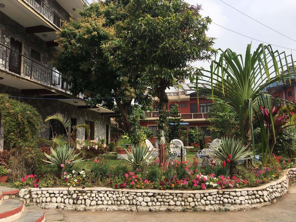 Trekkers Lodge Pokhara Exterior photo