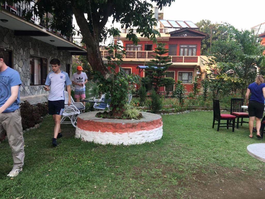 Trekkers Lodge Pokhara Exterior photo