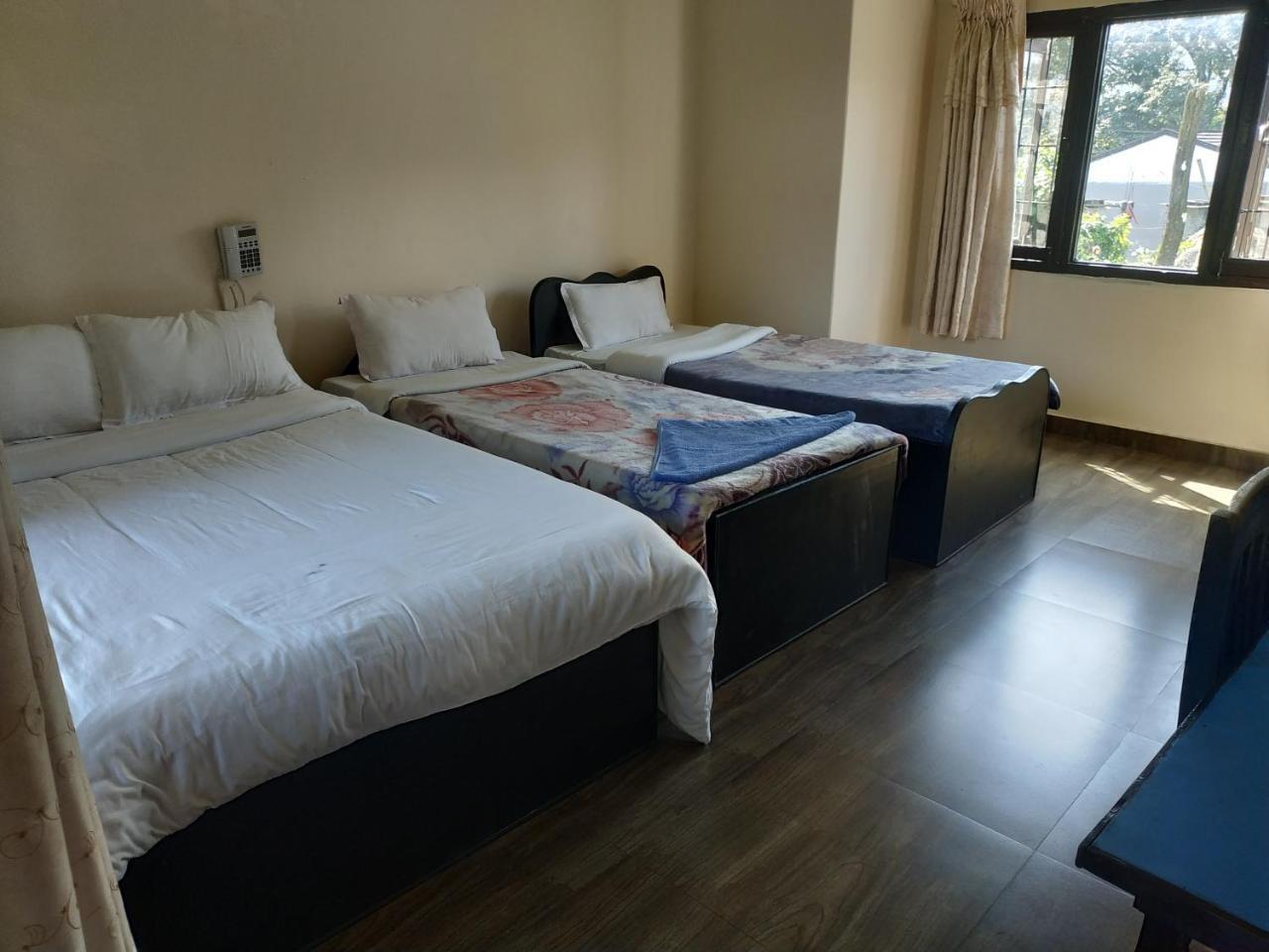 Trekkers Lodge Pokhara Exterior photo